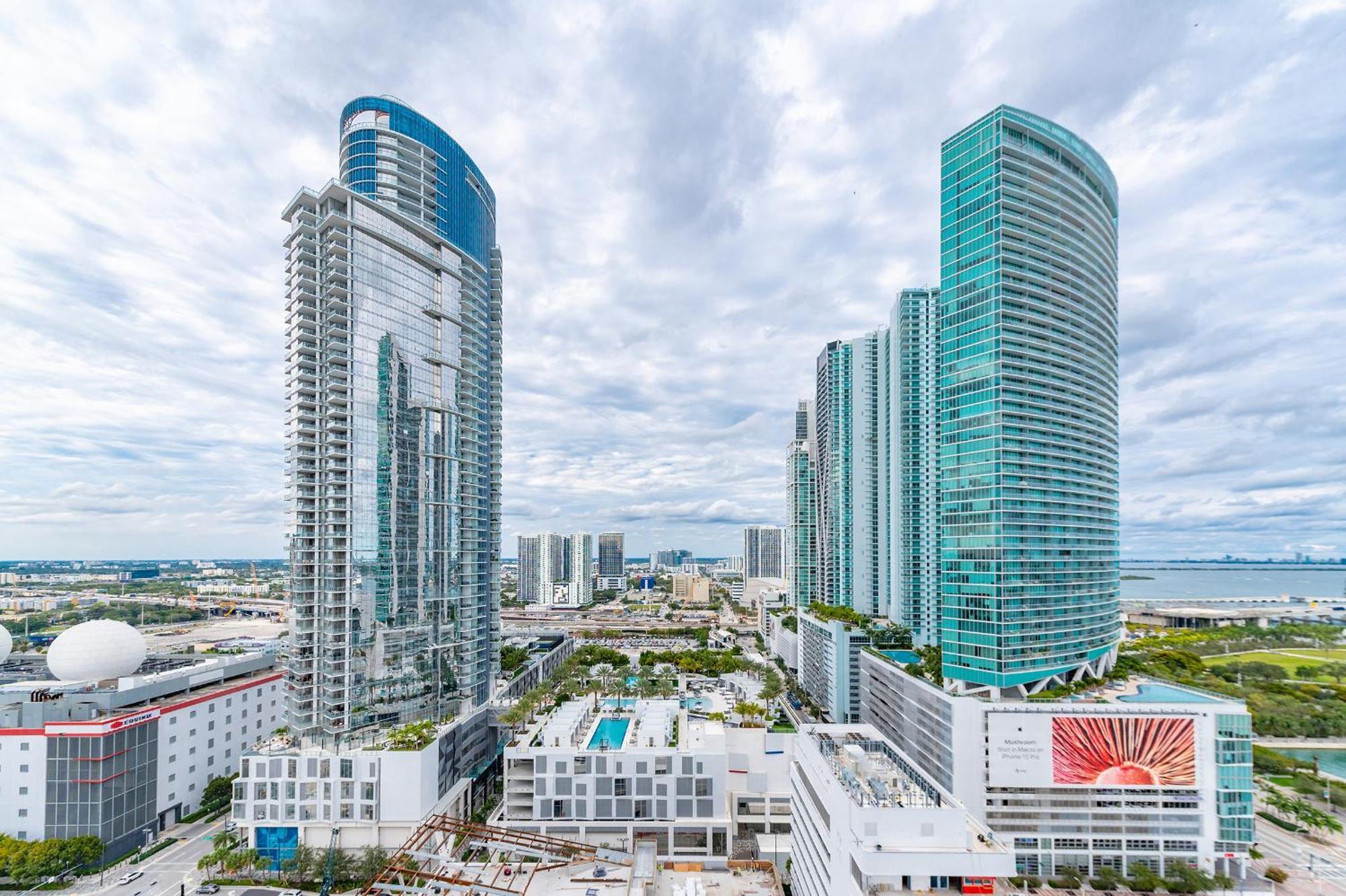 Global Luxury Suites Miami Worldcenter Habitación foto
