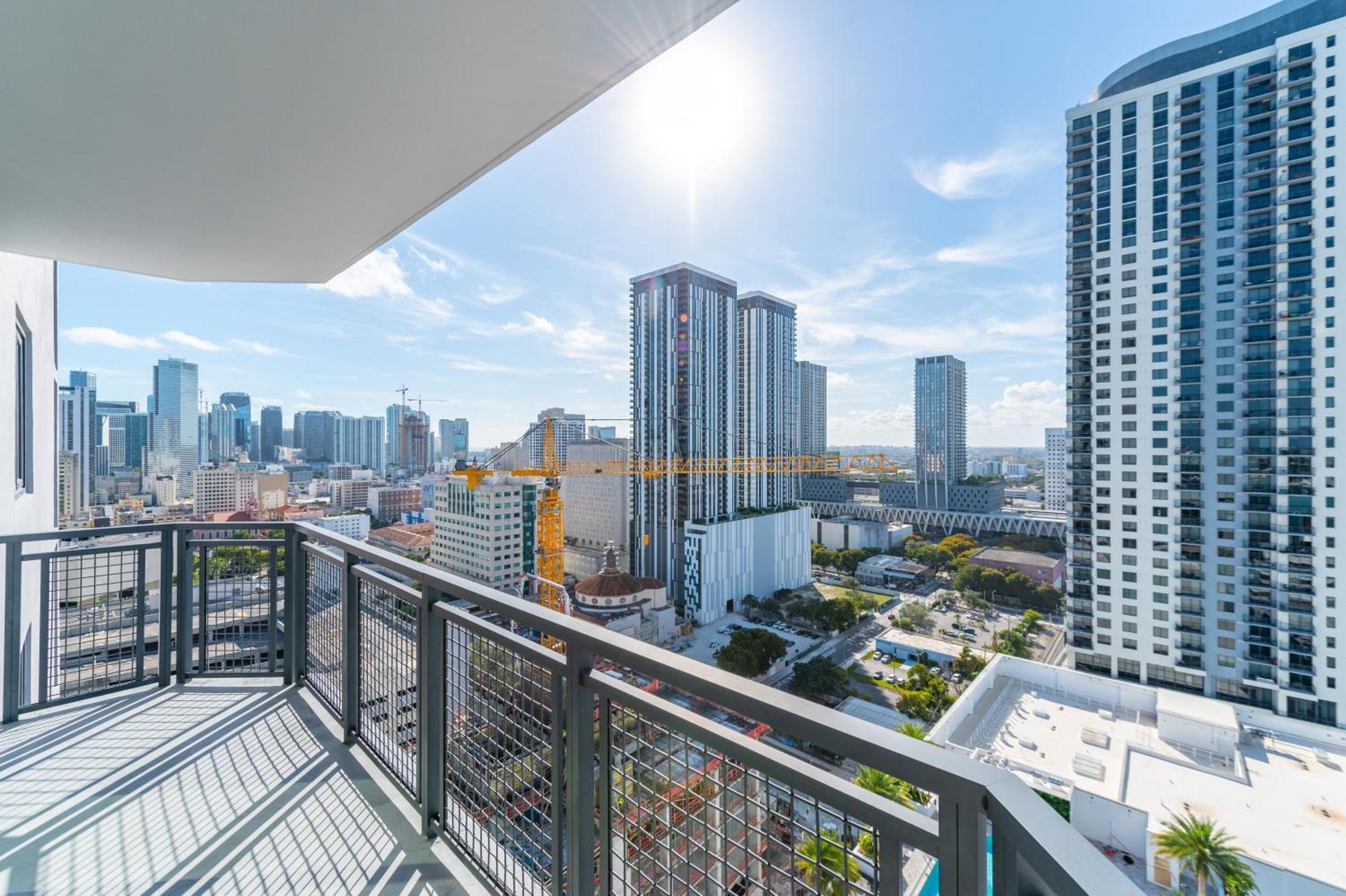 Global Luxury Suites Miami Worldcenter Habitación foto