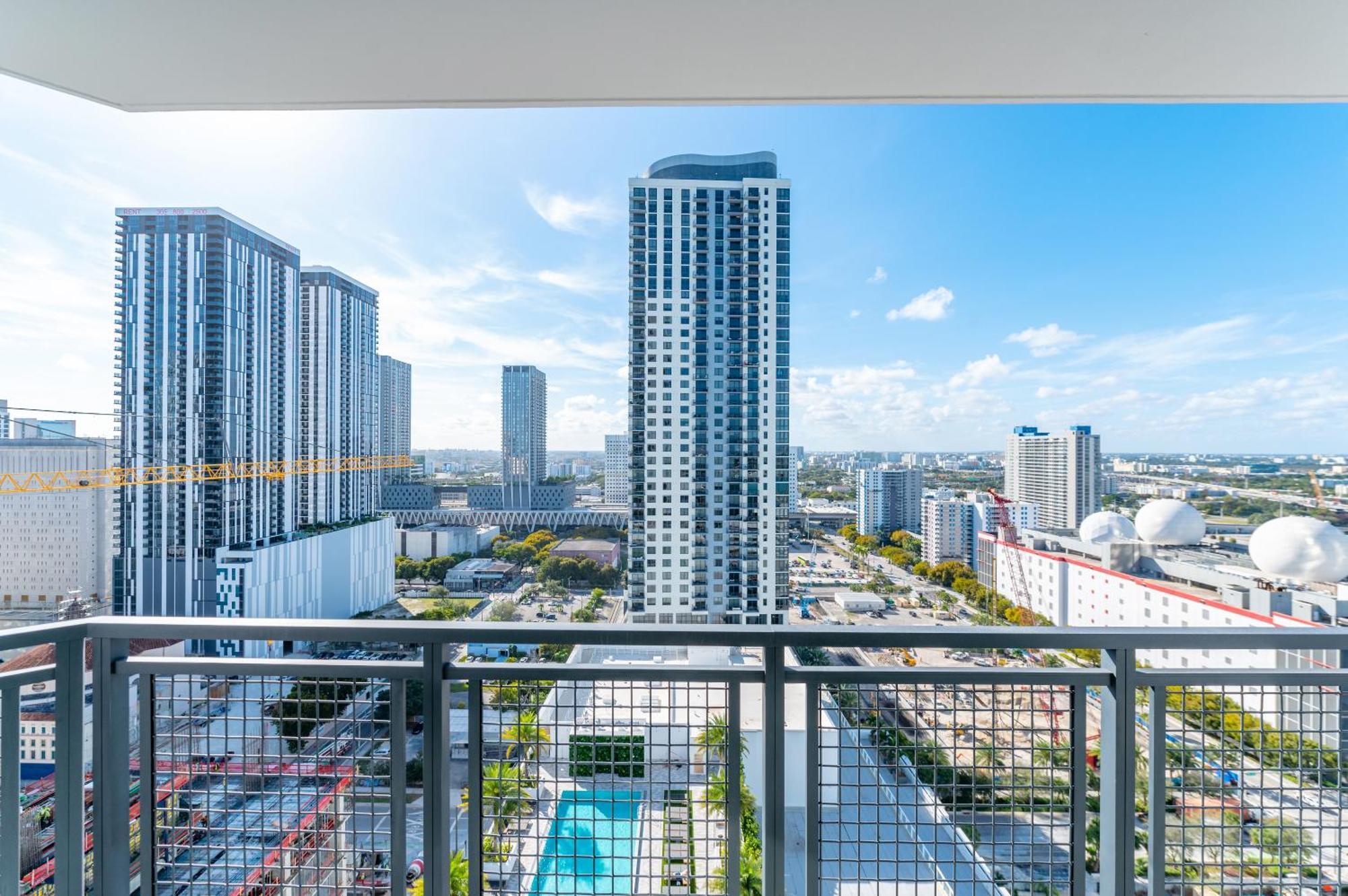 Global Luxury Suites Miami Worldcenter Habitación foto